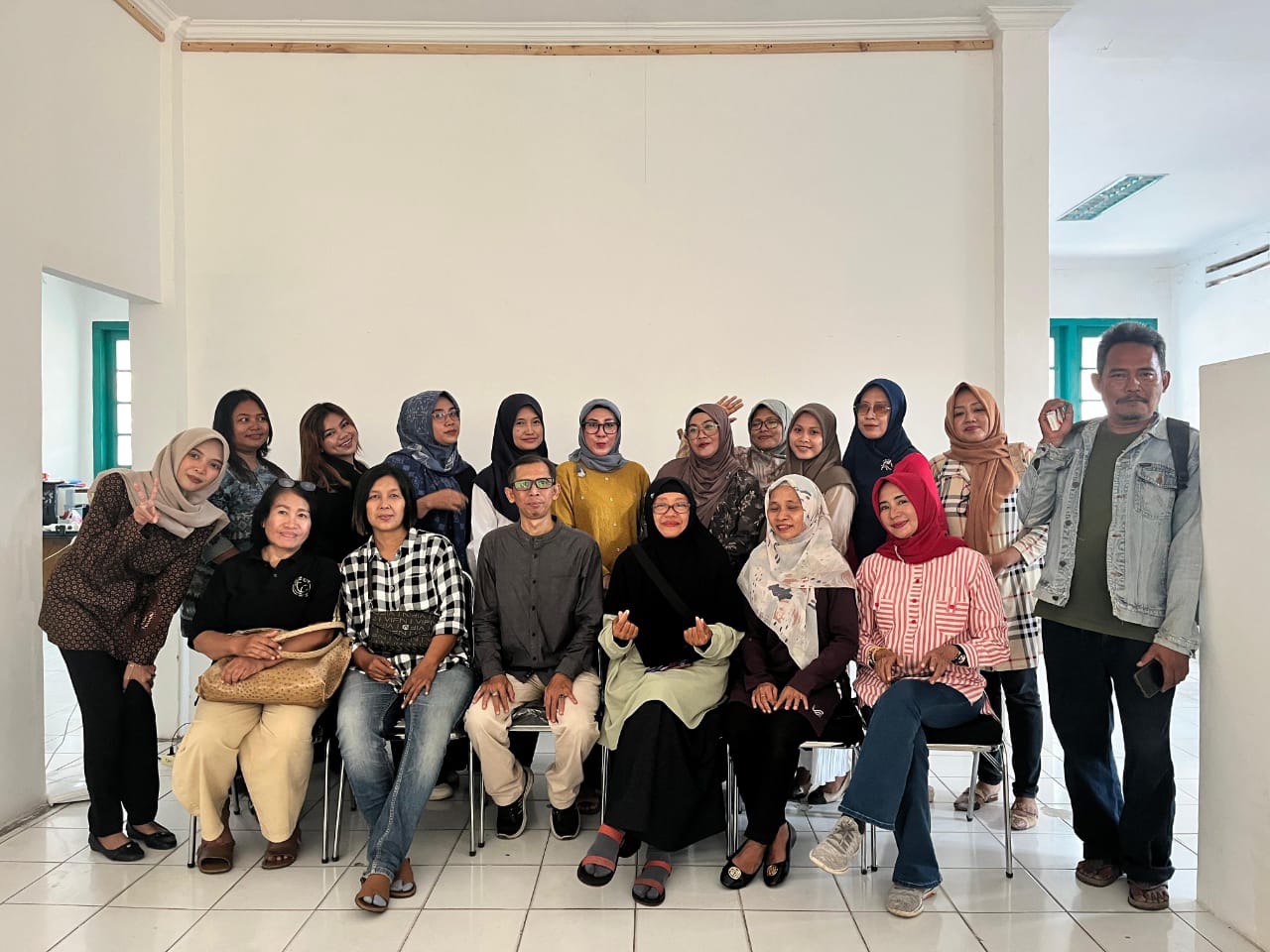 UMKM Blora Siap Naik Kelas Lewat Pelatihan AI untuk Foto Produk dan Copywriting